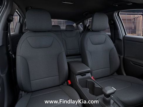 New 2026 Kia K4 FWD image 18