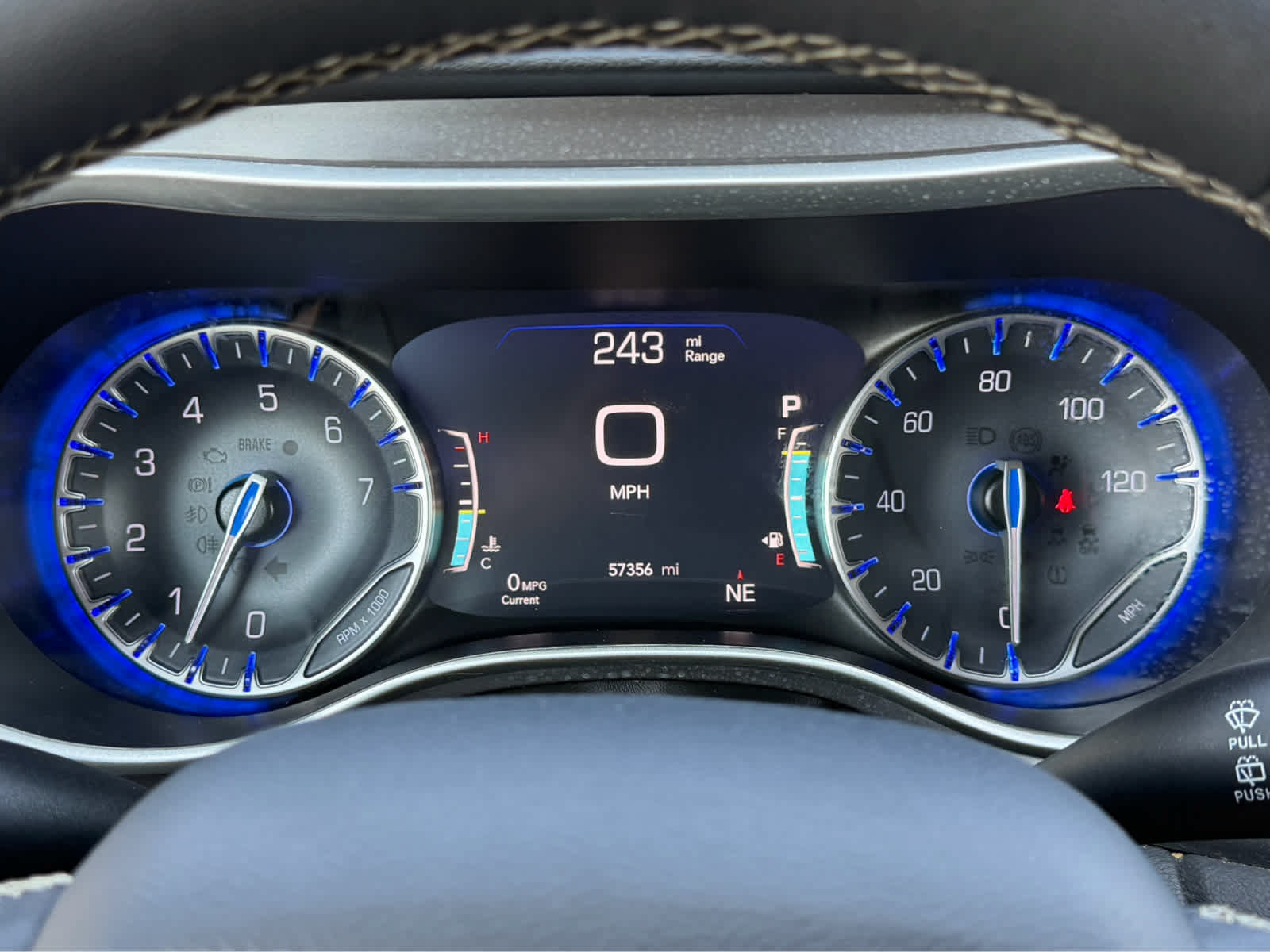 Used 2024 Chrysler Pacifica Touring-L FWD image 31