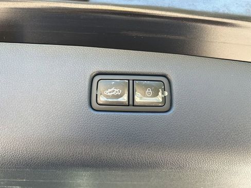 Used 2023 Genesis GV70 2.5T w/ Sport Prestige Package image 53