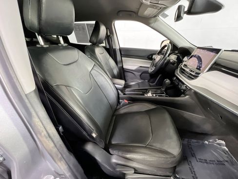 Used 2022 Jeep Compass Limited image 26