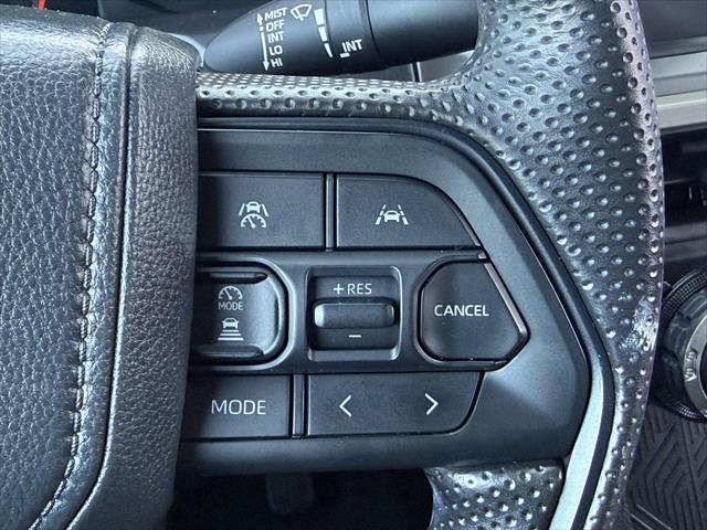 Certified 2024 Toyota Tacoma SR5 AWD/4WD image 23