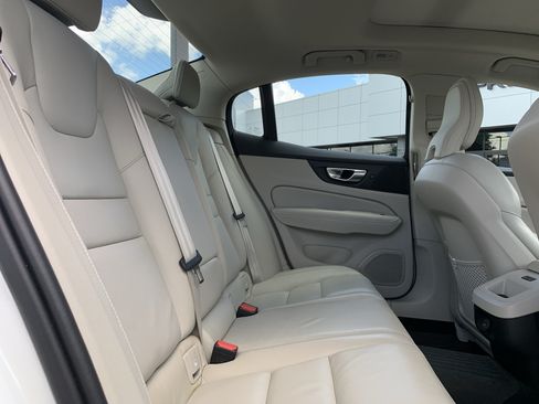 Used 2024 Volvo S60 B5 Plus w/ Climate Package AWD/4WD image 33