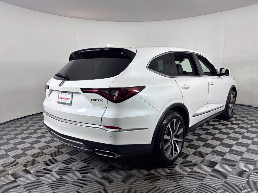 Certified 2025 Acura MDX w/ Technology Package FWD image 17