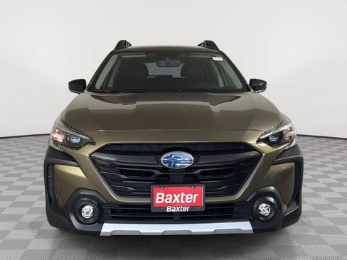 Certified 2025 Subaru Outback Limited AWD/4WD image 3