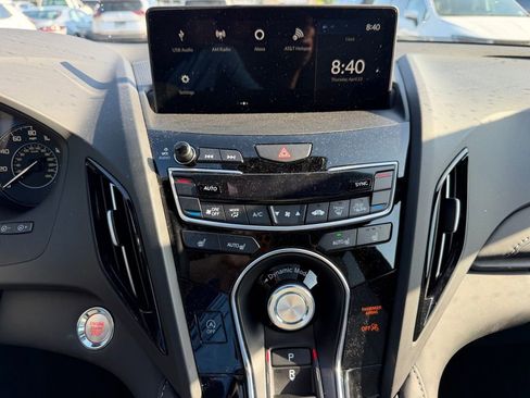 Used 2025 Acura RDX SH-AWD image 13