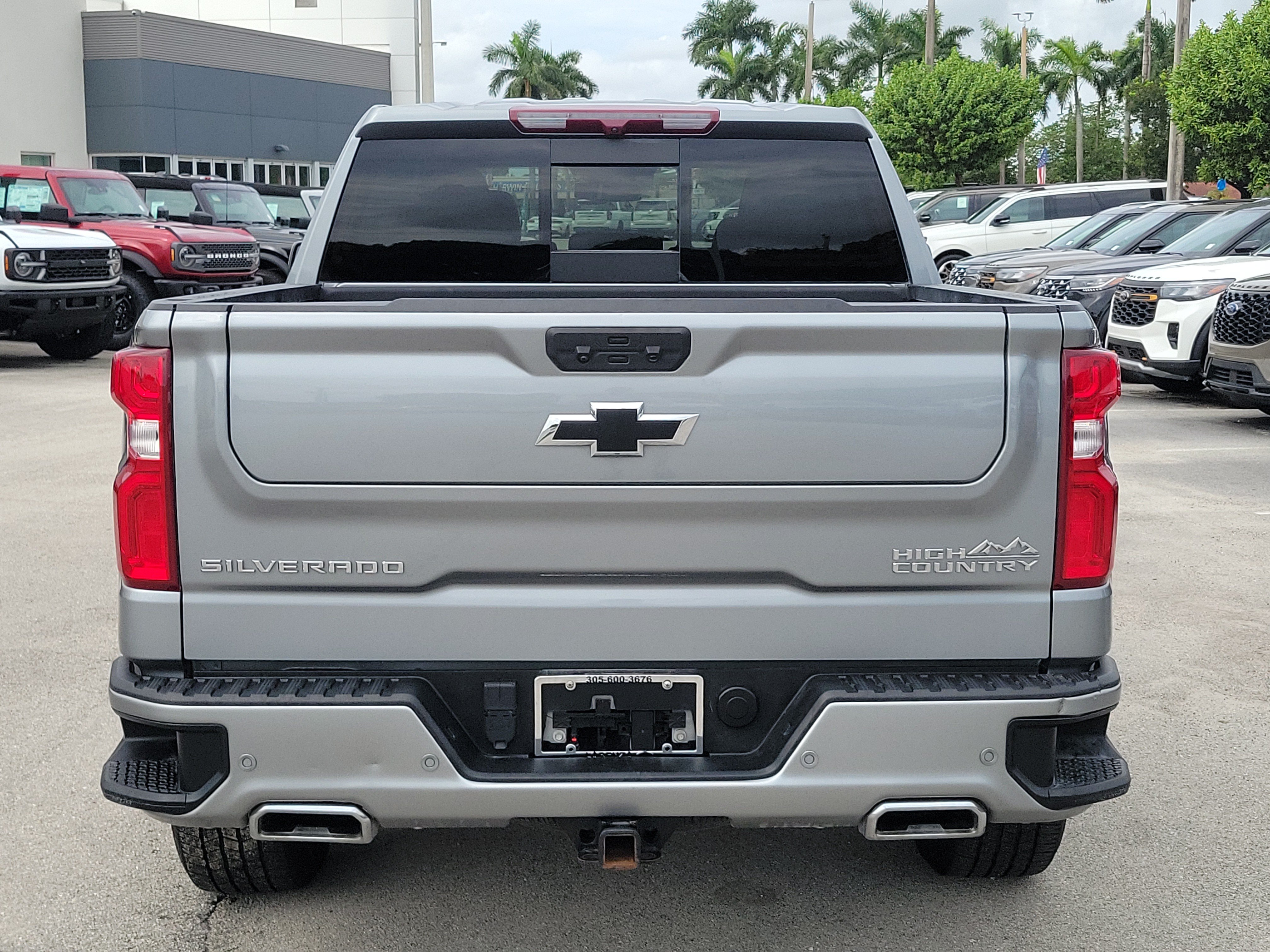 Used 2024 Chevrolet Silverado 1500 High Country AWD/4WD image 6