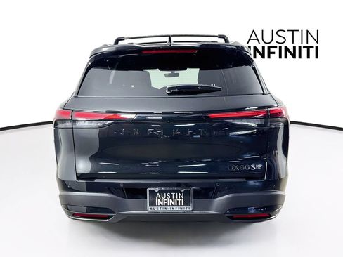 Certified 2027 INFINITI QX60 Sport w/ Dark Cargo Package AWD/4WD image 9