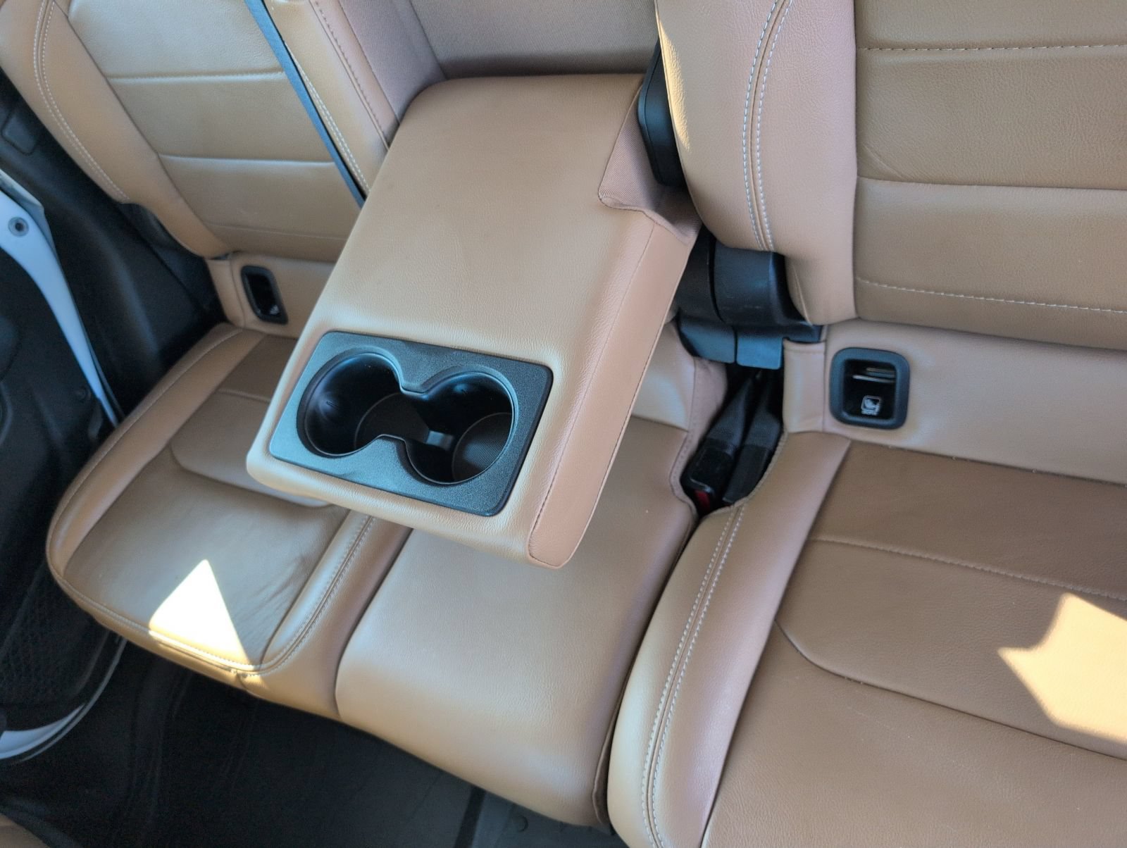 Used 2020 Jeep Gladiator Overland AWD/4WD image 19
