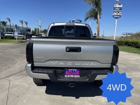 Used 2022 Toyota Tacoma SR AWD/4WD image 7