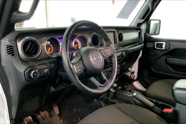 Used 2023 Jeep Wrangler Unlimited Sport AWD/4WD image 7