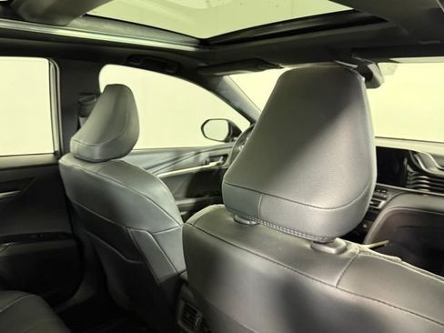 Used 2025 Toyota Camry XSE image 27