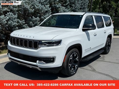 Used 2025 Jeep Wagoneer L Series III image 3