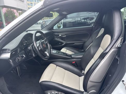 Certified 2019 Porsche 911 Targa 4 GTS image 5