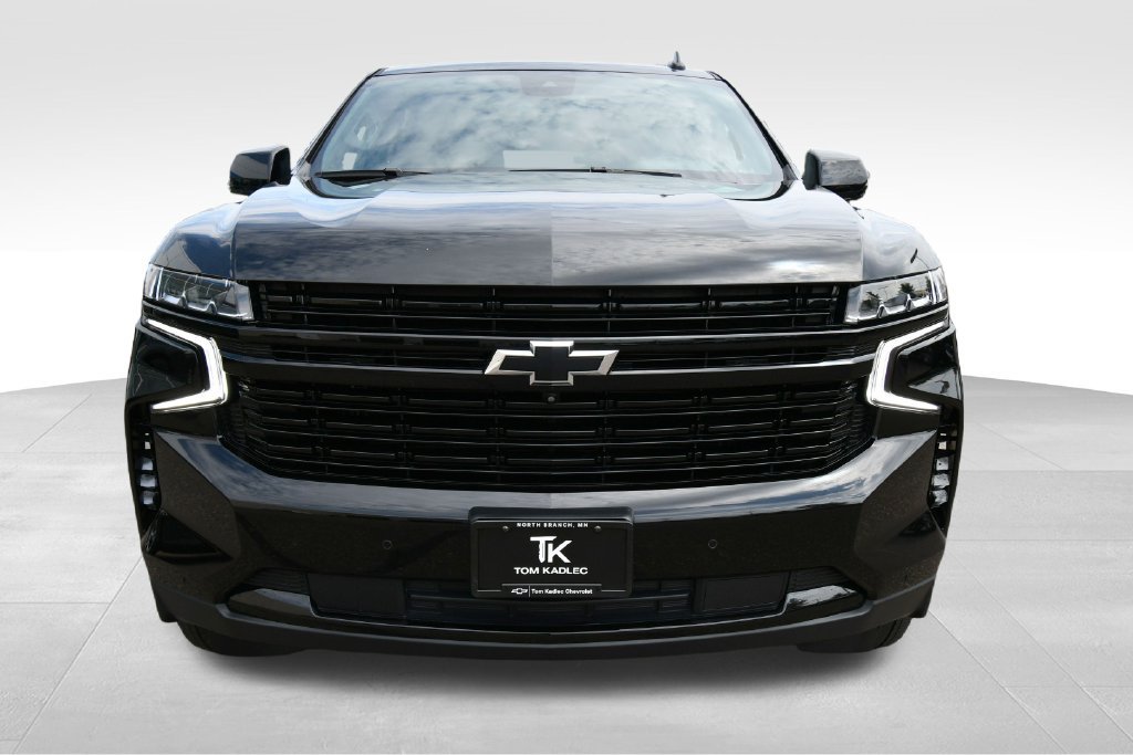 Used 2024 Chevrolet Suburban RST w/ Luxury Package AWD/4WD image 11