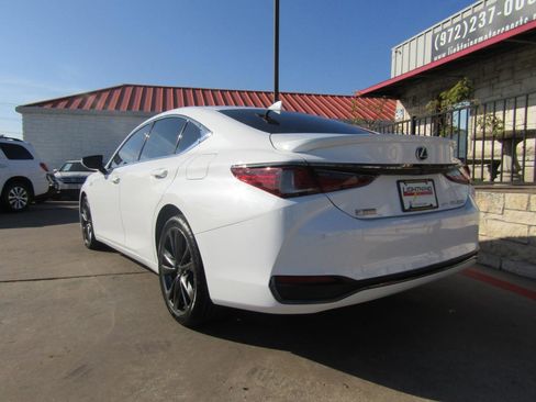 Used 2021 Lexus ES 250 F Sport image 3
