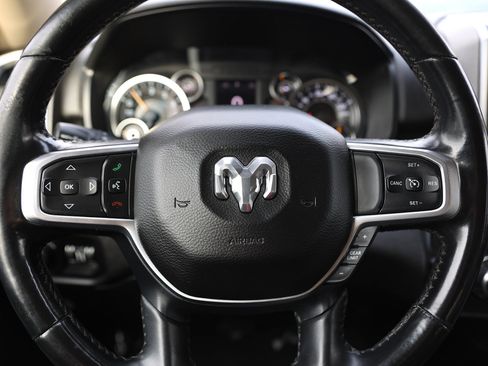 Used 2019 RAM 1500 Big Horn image 34