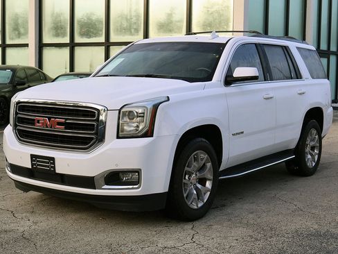 Used 2019 GMC Yukon SLE w/ SLE Value Package image 6