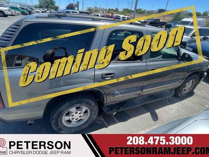 Used 2021 GMC Yukon XL SLT w/ Rear Media and Nav Package