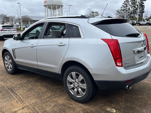 Used 2016 Cadillac SRX Luxury w/ Driver Awareness Package image 7