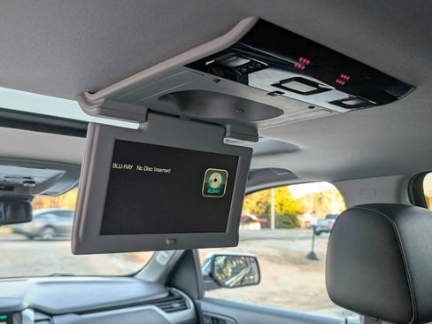 Used 2016 Chevrolet Tahoe LTZ image 38