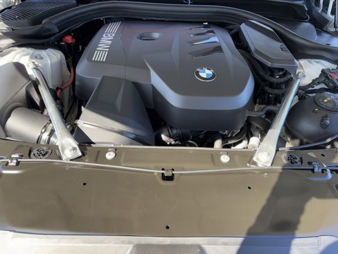 Certified 2025 BMW 530i xDrive w/ Premium Package image 36