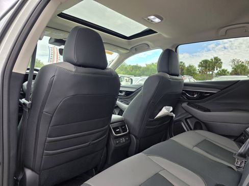 Certified 2025 Subaru Outback Onyx Edition XT w/ Popular Package #2 image 17