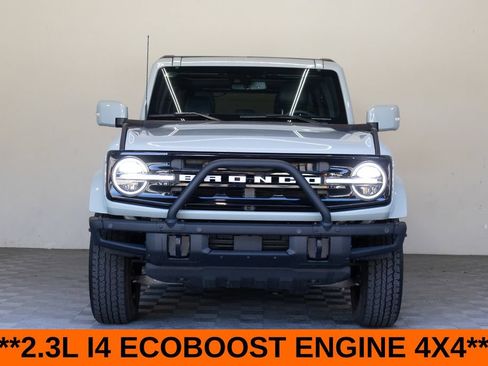 Used 2024 Ford Bronco Outer Banks AWD/4WD image 4