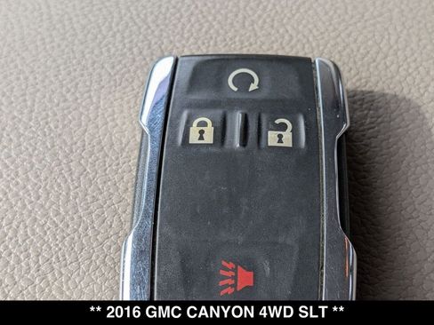 Used 2016 GMC Canyon SLT image 26