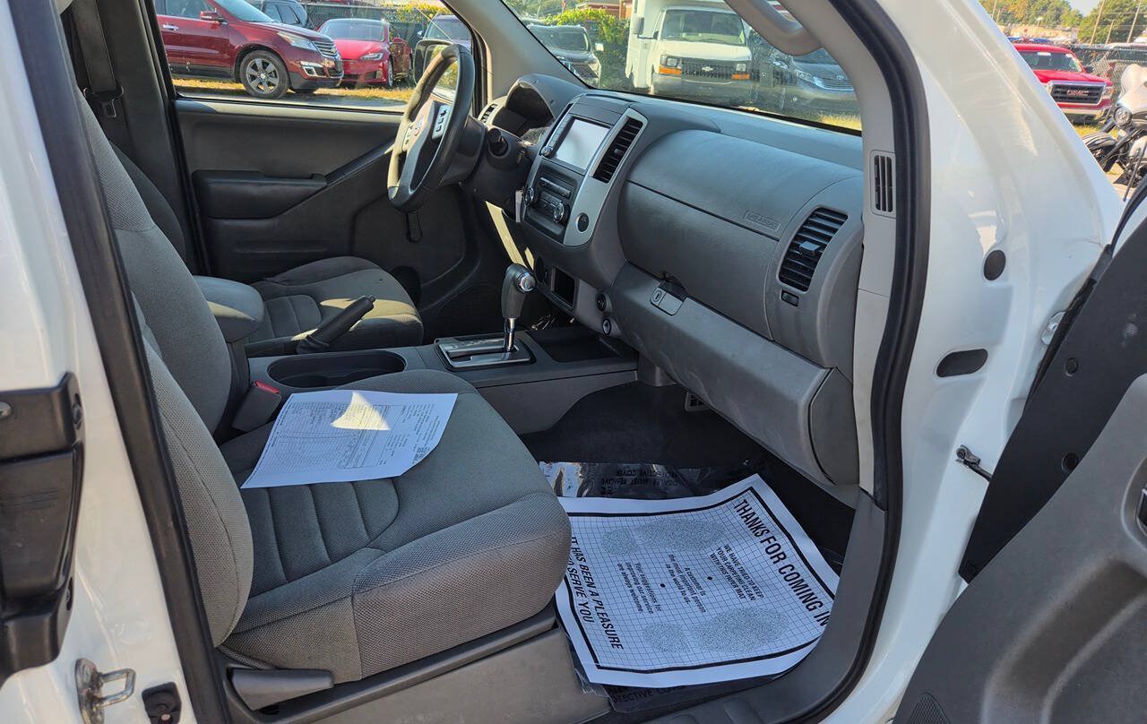 Used 2019 Nissan Frontier S w/ Work Truck Package RWD image 15