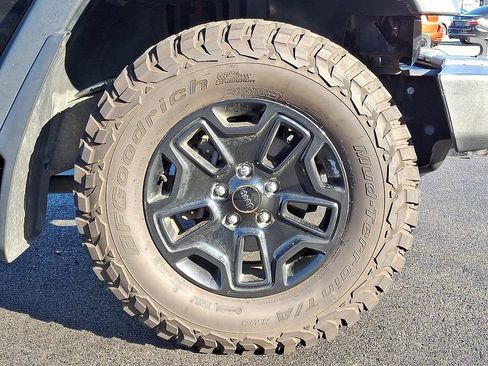 Used 2016 Jeep Wrangler Sport AWD/4WD image 8