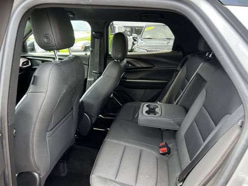 Used 2023 Chevrolet TrailBlazer RS w/ Convenience Package AWD/4WD image 12
