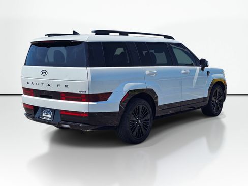 Used 2025 Hyundai Santa Fe Calligraphy FWD image 8