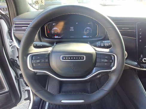 Certified 2023 Jeep Wagoneer 4WD image 22