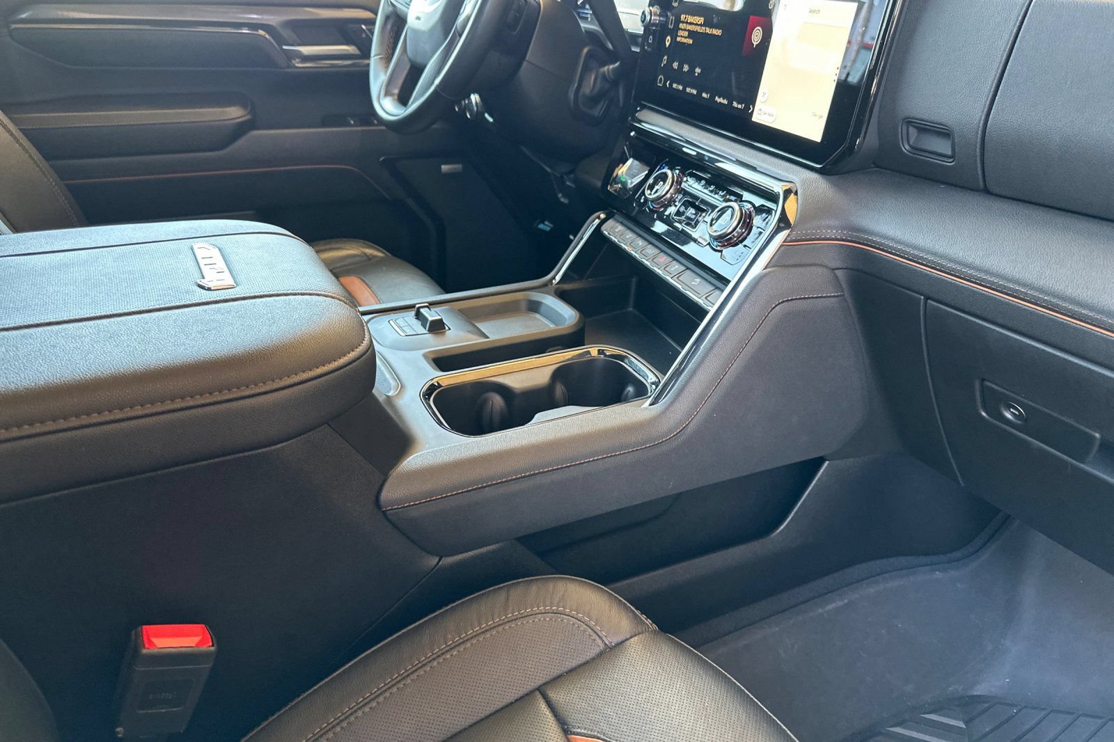 Certified 2024 GMC Sierra 2500 AT4 w/ AT4 Premium Plus Package AWD/4WD image 16