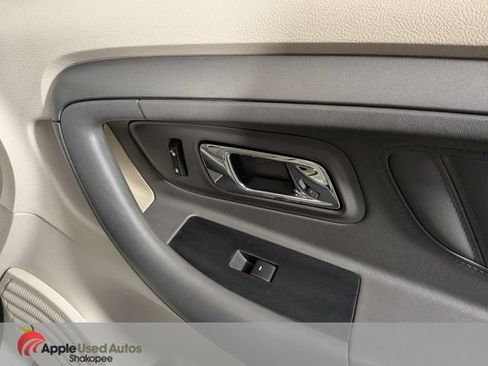 Used 2010 Ford Taurus SEL FWD image 36