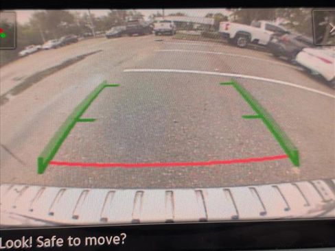 Used 2020 Volkswagen Tiguan S image 20