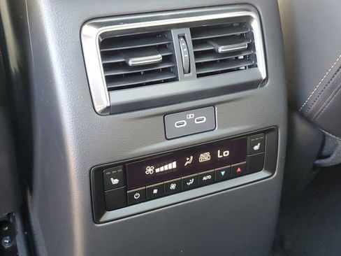 Used 2025 MAZDA CX-70 Plug-In Hybrid w/ Premium Plus image 29