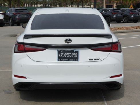 Used 2023 Lexus ES 350 F Sport w/ Accessory Package (Z2) FWD image 7