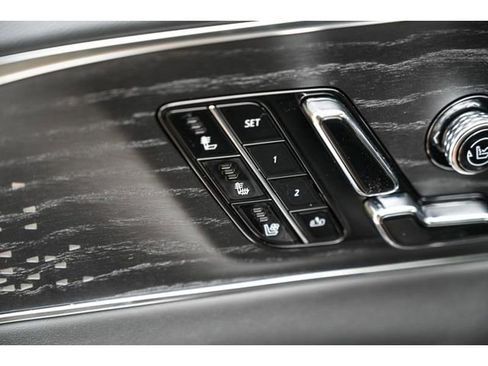 New 2026 Cadillac Lyriq V image 38