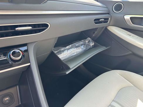 Used 2023 Hyundai Sonata SE w/ Cargo Package image 21