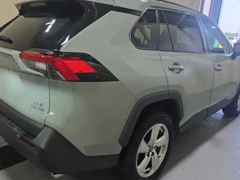 Used 2021 Toyota RAV4 XLE Premium AWD/4WD image 3