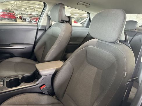 Used 2025 Kia K4 FWD image 13