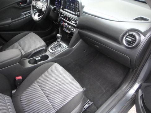 Used 2020 Hyundai Kona SEL AWD/4WD image 13