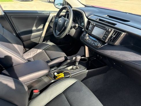 Used 2015 Toyota RAV4 Limited w/ Technology Package AWD/4WD image 16