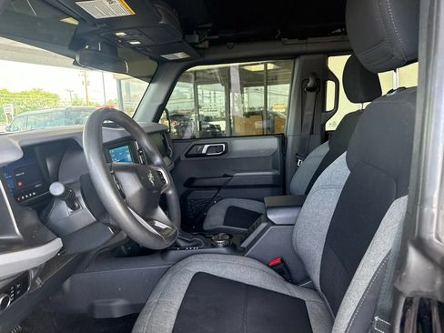 Used 2023 Ford Bronco 4-Door AWD/4WD image 11