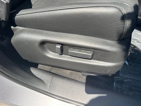 Used 2022 Honda Pilot Elite image 46