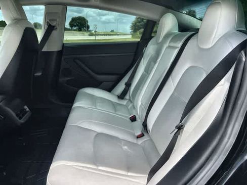 Used 2022 Tesla Model 3 Performance AWD/4WD image 14