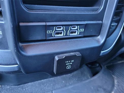 Used 2022 RAM 1500 Big Horn w/ Night Edition image 18