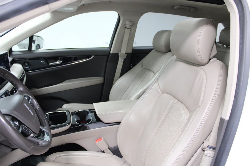 Used 2023 Lincoln Nautilus Reserve w/ Equipment Group 201A FWD image 13