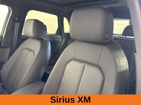 Used 2022 Audi Q3 2.0T Premium Plus w/ Premium Plus Package image 11